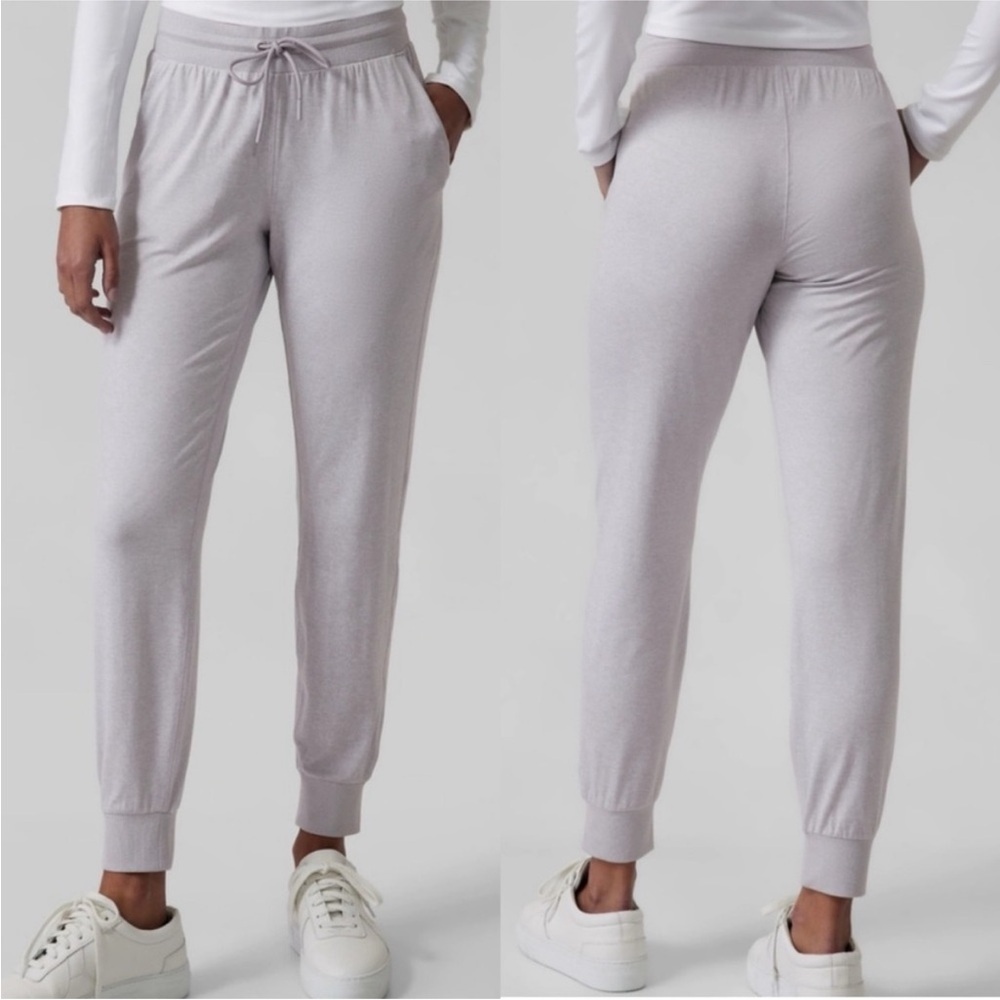NEW Athleta Uptempo Jogger Size 1X Gray Lounge Comfy Sweatpant Stretchy nwot